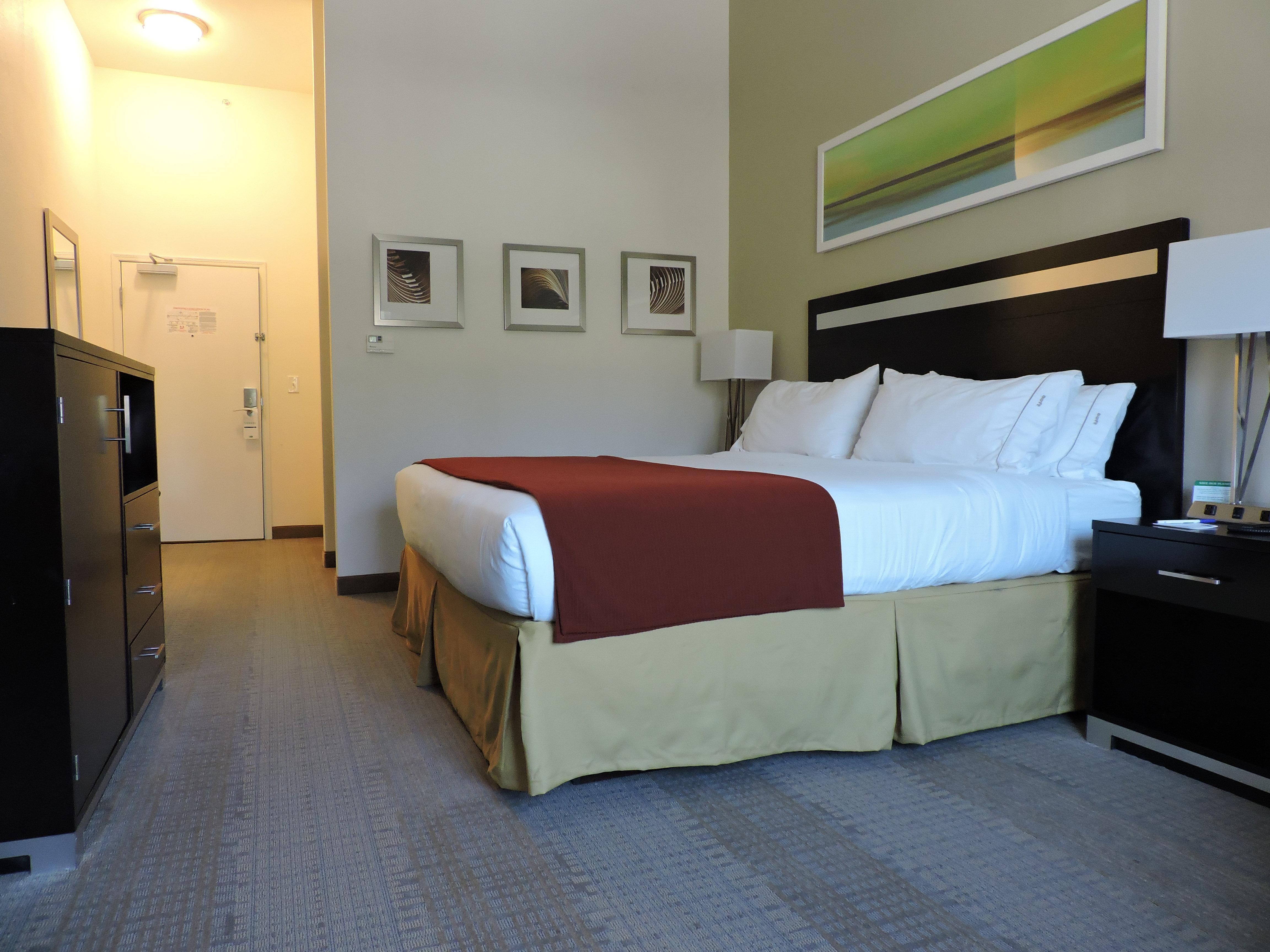 Holiday Inn Express And Suites Montgomery By Ihg Exterior foto