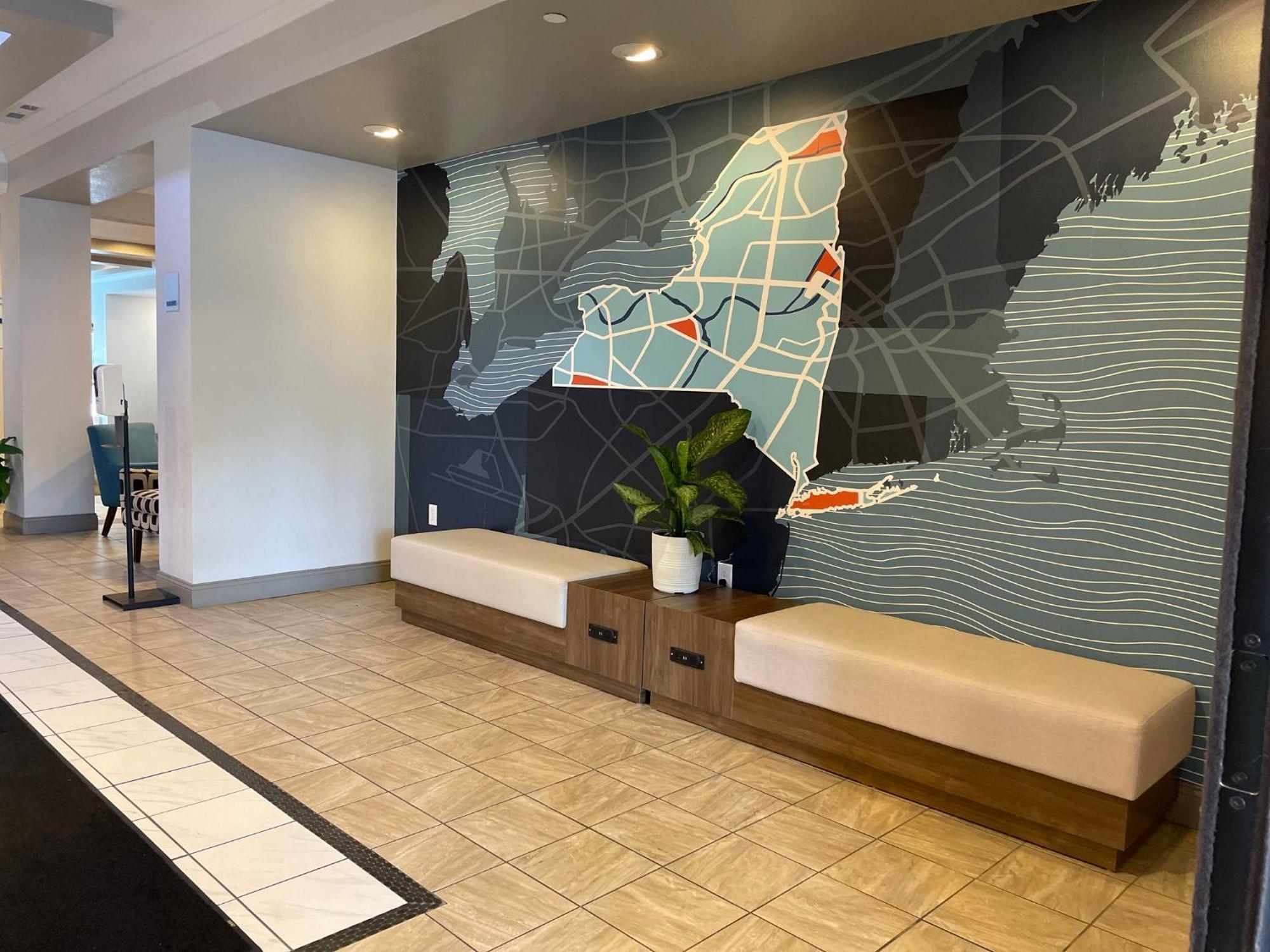 Holiday Inn Express And Suites Montgomery By Ihg Exterior foto