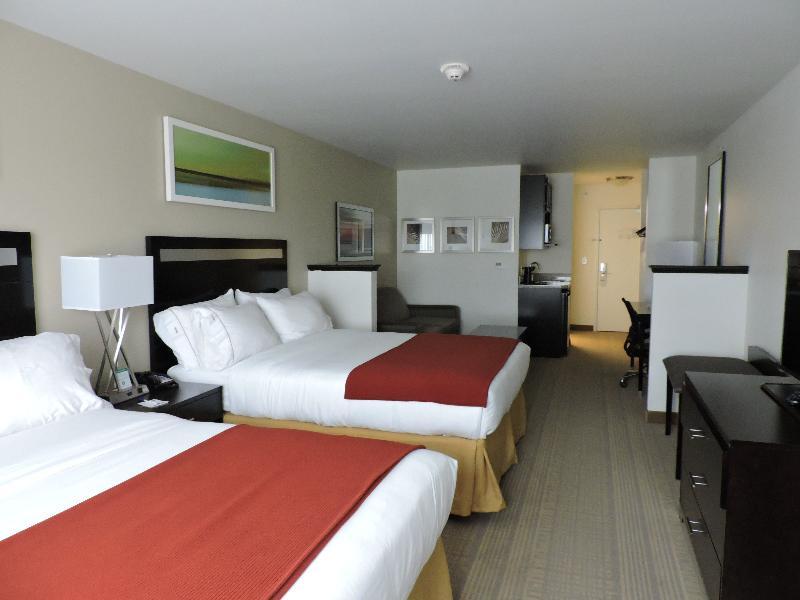 Holiday Inn Express And Suites Montgomery By Ihg Exterior foto